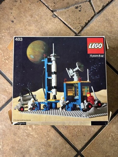 LEGO Space: Alpha-1 Rocket Base (483)