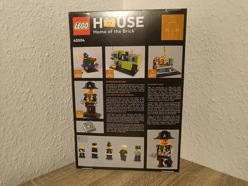 Lego 40504 (Lego House Limited Edition: A Minifigure Tribute)