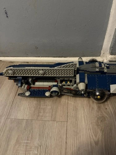 Lego 9515 Star Wars The Malevolence