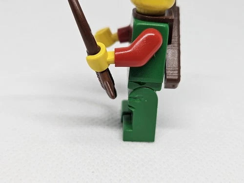 Vintage LEGO Castle Forestmen Minifigure Lot (1980s)– 5 Figures, Shield & Acces