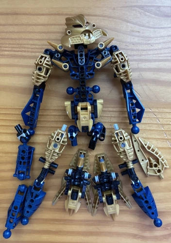 LEGO BIONICLE Brutaka 8734 Incomplete MASK weapon parts feet arms legs head lot
