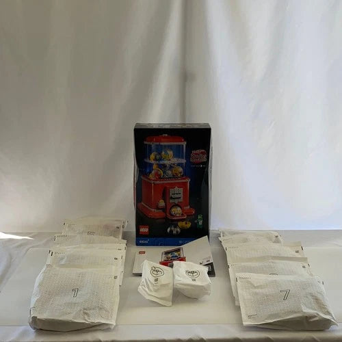 MEOW Ideas 21358 Minifigure Vending Machine Red, 1343 pcs