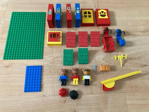 Lego vintage fabuland 3669 Fire and Police Headquarters complete with Instructri