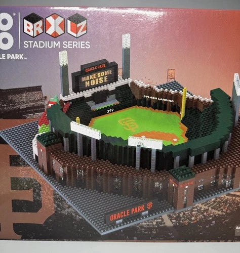 Genuine San Francisco Giants Oracle Park Stadium Building Block Set 2697 Pieces