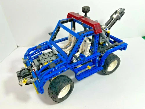 LEGO Technic: Model: Off-Road: 4WD 8435 Rare