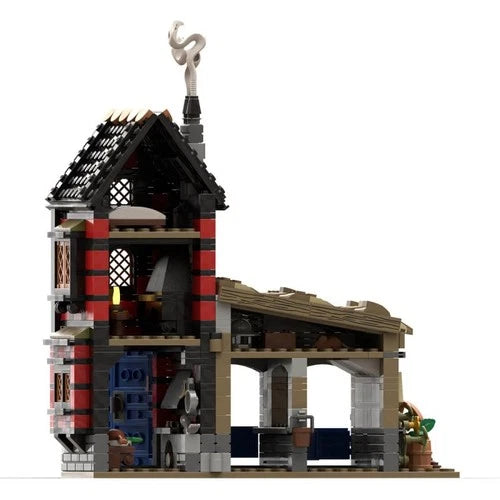 MOC-186433 Medieval Cottage Building Kit 683 Pieces Good Quality and Brand New
