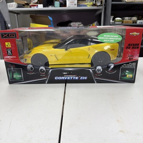 XQ Chevrolet Corvette Z06 Remote Control RC Car LARGE 18” Costco Exclusive w/Box