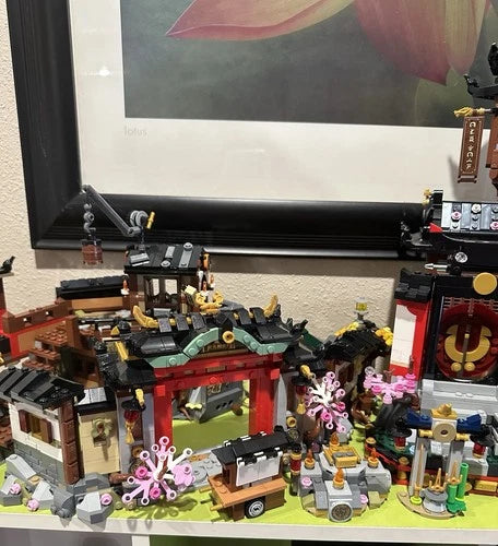 LEGO NINJAGO Old Town 71861 4851pc Limited Edition With 6 Extra Figures