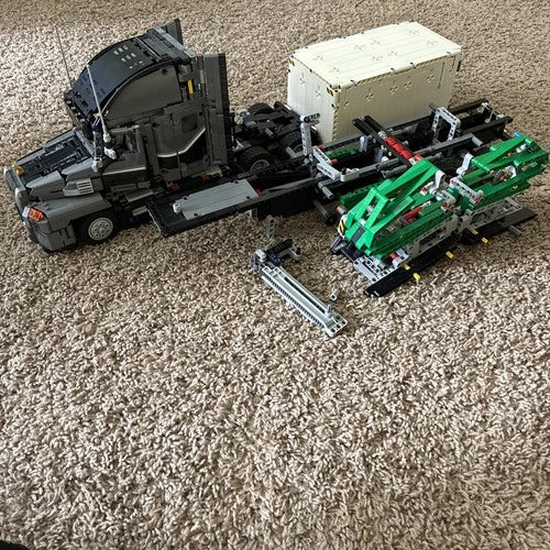 Lego Technic Mack Anthem Truck (42078) Nearly Complete Assembled Built Set