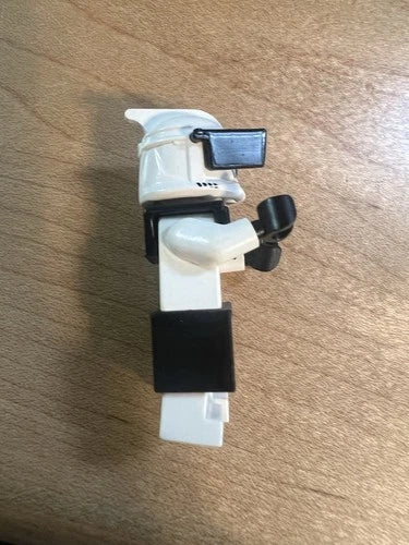 Lego Star Wars Minifigure: P1 Clone Trooper Black Armor with 7 other P1 Clones