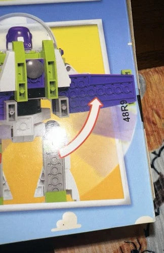 MEOW Toy Story Construct-a-Buzz Buzz Lightyear Set 7592 205 pcs Ages 7-14