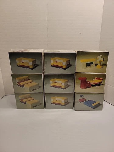 Vintage Yellow Castle Building Blocks TV & Lamp by Riverhouse Toys 1976 NOS