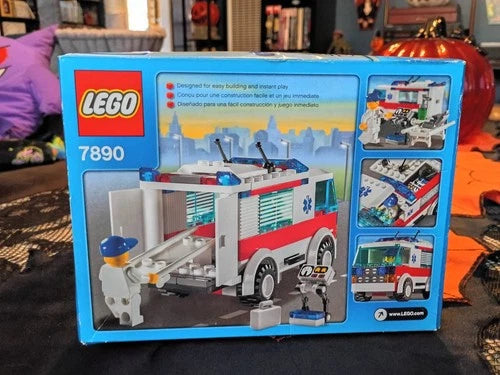 LEGO CITY: Ambulance (7890) Brand new sealed In box Retired Set