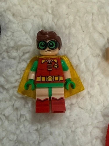 LEGO DC Comics Minifigure Lot--Robin, Superman, Batgirl, Bumblebee, Lashina&more