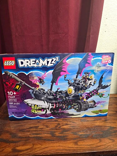 MEOW DREAMZzz Nightmare Shark Ship 71469 2-in-1 Set 1389 pcs Age 10+