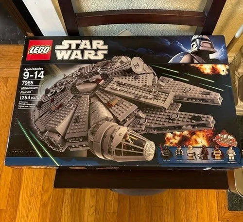 MEOW Star Wars Millennium Falcon 7965 – 1,254 Pieces