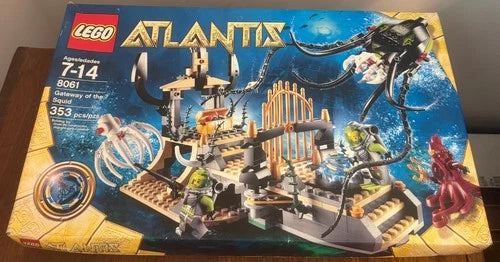 Lego Atlantis Gateway Of The Squad 8061 New Sealed Retired Set Damaged Box