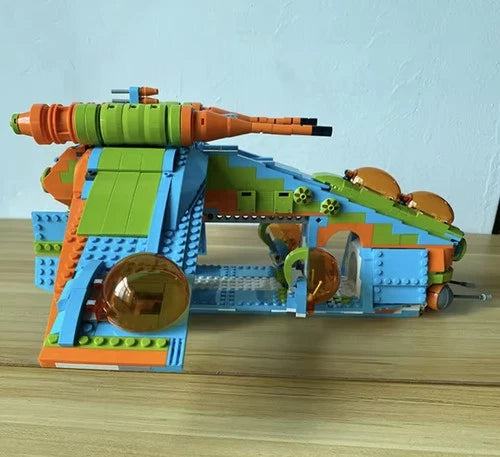 Custom Star Wars republic gunship Scooby doo mystery machine MOC building set