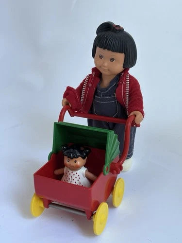 Lego Duplo Doll Marie & Baby Polka Dotted Dress: Pram, High Chair, T-Pot & Cups