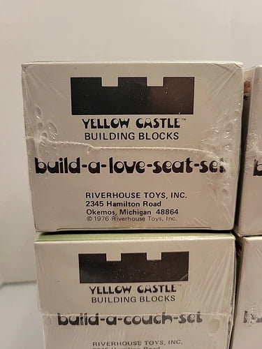 Vintage Yellow Castle Building Blocks TV & Lamp by Riverhouse Toys 1976 NOS