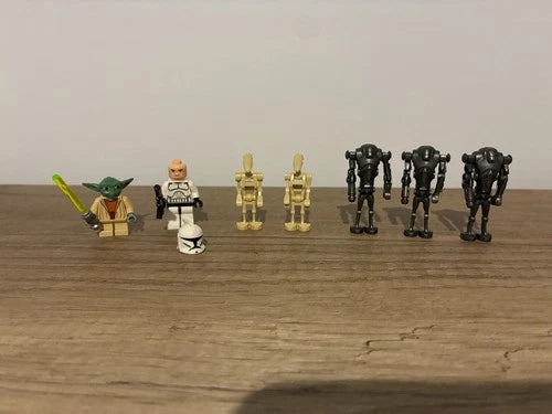 MEOW Star Wars: Armored Assault Tank (AAT) (8018) 100% Complete with minifigures