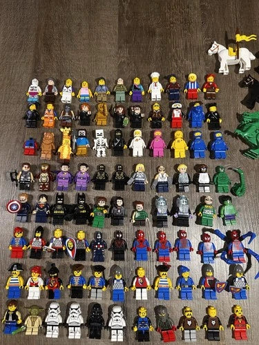 Lot Of 88 Lego Mini Figs+Acsessoires, Starwars, Marvel, DC, Pirates, Midevil