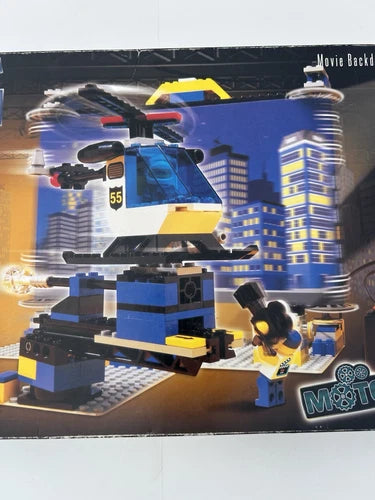 1351 Lego Studio’s Movie Backdrop Studio 209 Piece ( New )