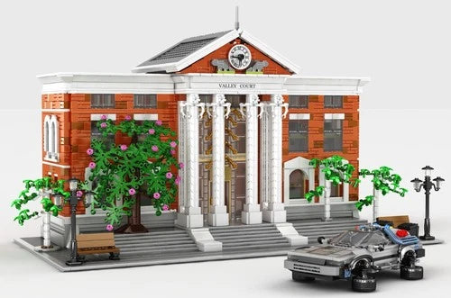 Back To The Future Courthouse & Delorean Time Machine 4269 PCS Building Blocks
