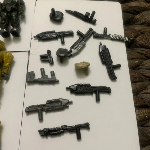 Halo Mega Construct Mega Blocks mixed lot 15 with extra pieces