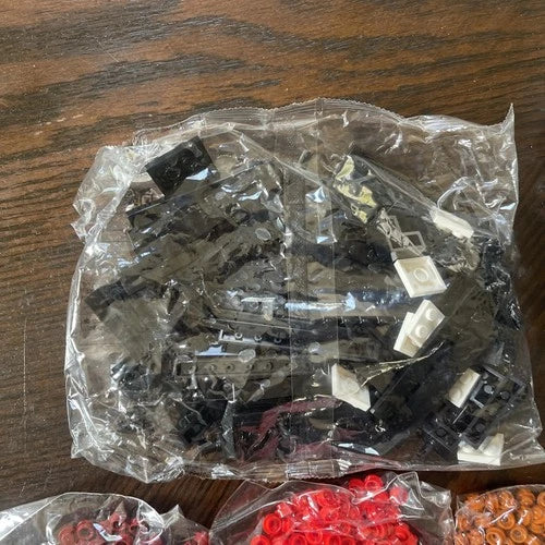 MEOW Art Marvel #31199: Studios Iron Man COMPLETE No Bag/Box Free Shipping!!