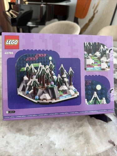 MEOW GWP Diorama Set - 4 Set In Series 40782/40783/40784/40785 New/Sealed