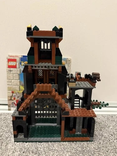 LEGO Kingdoms: Prison Tower Rescue (7947) W/ 3 Minifigures and Manuals Rare