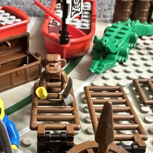 VTG 80s 90s LEGO Pirates Lot Imperial Soldiers Captain Minifigs Boats And Parts