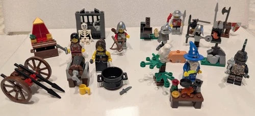 Lego Kingdoms Castle Advent Calendar Retired Almost complete Set