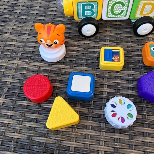 Baby Einstein Connectables Connect & Create 23/24 Magnetic Blocks 12816