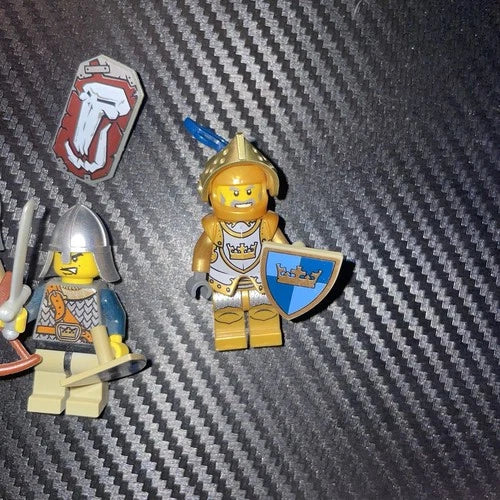 MEOW Gold Knight Minifigures with Accessories Castle Fantasy Era