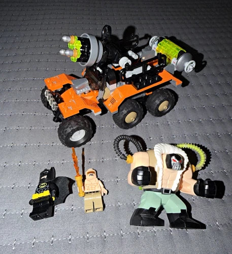 MEOW Batman Movie Bane Toxic Truck Attack 70914 Incomplete Rare