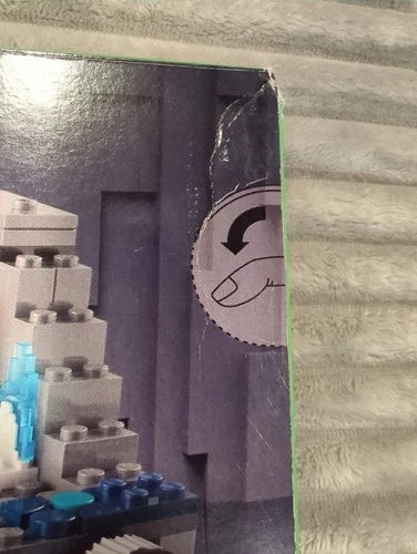 NIB MEOW Minecraft: The Deep Dark Battle 21246 584 Pieces Minor Box Wear