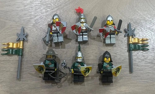 Lego Castle Kingdoms Dragon Knights 7189 7946 10223 cas439 cas440 Minifigures