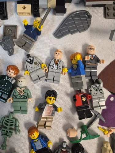 Lego Harry Potter #4730 The Chamber of Secrets & 4738 Hagrids Hut 4756 FIGURES