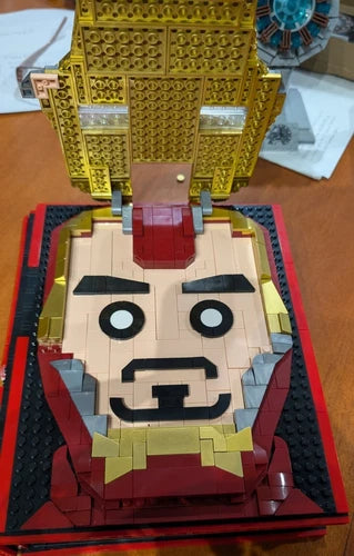 IRON MAN BOOK WITH 52+ FIGURES NOT MEOW 1800+ PIECES MARVEL