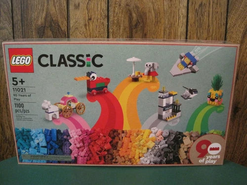 2022 LEGO CLASSIC 90 YEARS OF PLAY 11021--1100 PIECES--FACTORY SEALED