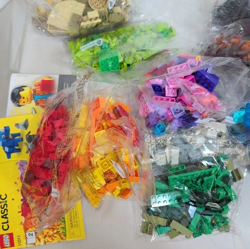 LEGO Classic Bricks and Animals 11011 Creative Building Set Incomplete #CY