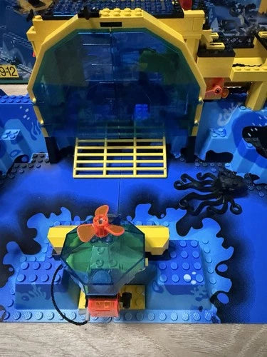 MEOW Aquazone Aquanauts Neptune Discovery Lab 6195 Vtg Not Complete Pieces