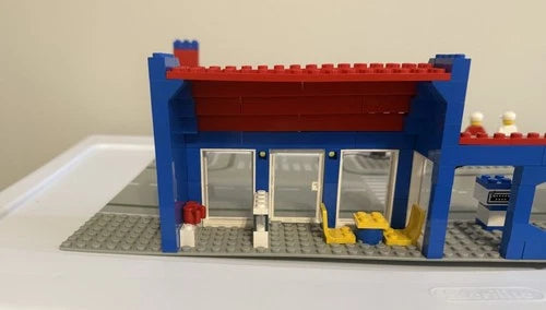 LEGO 6393 Big Rig Truck Stop LEGOLAND Town Vintage Incomplete