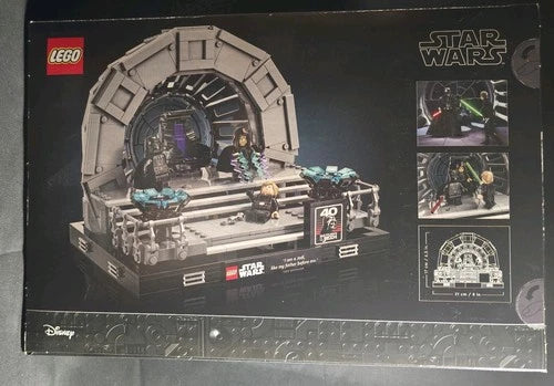 MEOW Star Wars: Emperor's Throne Room Diorama (75352) RETIRED and Sealed