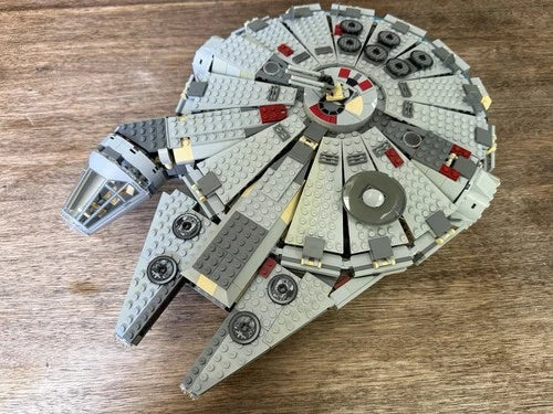 MEOW Star Wars Millennium Falcon (4504) Complete w/ Box + Minifigs 985pc