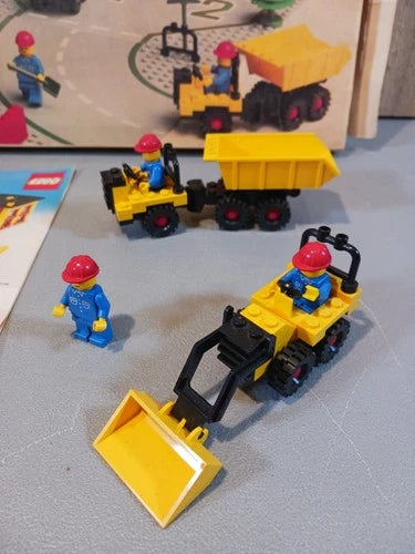 VINTAGE MEOW SET #6383 - PUBLIC WORKS CENTER - MISSING PARTS - 1980