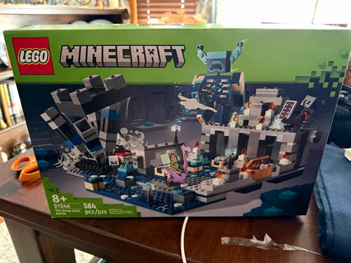 LEGO Minecraft The Deep Dark Battle 21246 Building Set 584pcs Ages 8+