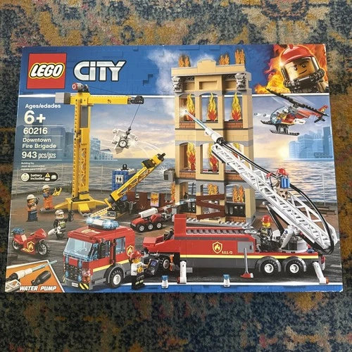 LEGO CITY: Downtown Fire Brigade (60216) 943 Pieces